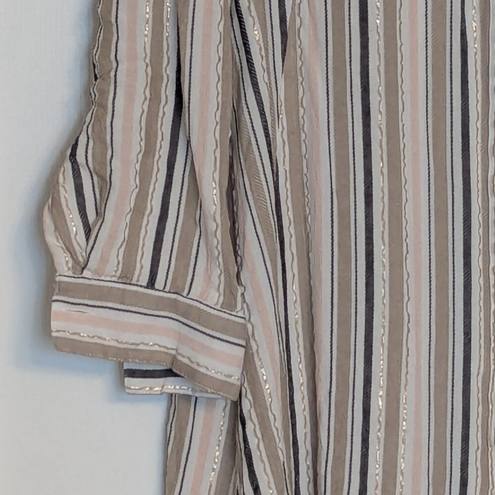 Women's (Size M) Long Striped V-neck Button Down Blouse/Top Long or 3/4 Sleeves - Picture 2 of 13
